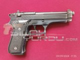 EMEKLİ EMNİYET GÖREVLİSİNDEN RUHSATLI KUTUSUNDA,SIFIR AYARINDA EN FAZLA 300 MERMİ ATILI ORJİNAL PİETRO BERETTA 92 FS
