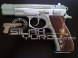 Polis memurundan temiz Cz-75 B